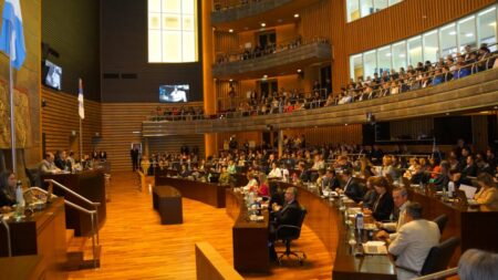 Por iniciativa del Frente Renovador de la Concordia se formalizó el pedido de expulsión del diputado Germán Kiczka Por iniciativa del Frente Renovador de la Concordia se formalizó el pedido de expulsión del diputado Germán Kiczka imagen-7