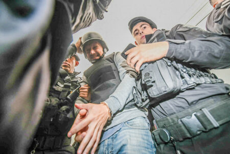 Germán Kiczka llegó al Juzgado de Apóstoles para declarar ante el juez Faría Germán Kiczka llegó al Juzgado de Apóstoles para declarar ante el juez Faría imagen-9