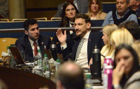 Diputados del Frente Renovador solicitan la expulsión de Kiczka de la Legislatura tras la imputación penal Diputados del Frente Renovador solicitan la expulsión de Kiczka de la Legislatura tras la imputación penal imagen-9