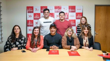 Nuevo horizonte para los futuros periodistas: Se llevó a cabo un convenio entre el Instituto Hernando Arias de Saavedra y Canal 6 Digital Nuevo horizonte para los futuros periodistas: Se llevó a cabo un convenio entre el Instituto Hernando Arias de Saavedra y Canal 6 Digital imagen-4