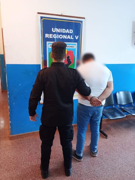 Detienen a un hombre acusado de atacar y dejar en estado crítico a un joven en Puerto Iguazú imagen-4