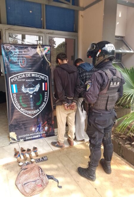 Dos delincuentes fueron atrapados con cuatro medidores de agua robados en Posadas Dos delincuentes fueron atrapados con cuatro medidores de agua robados en Posadas imagen-9