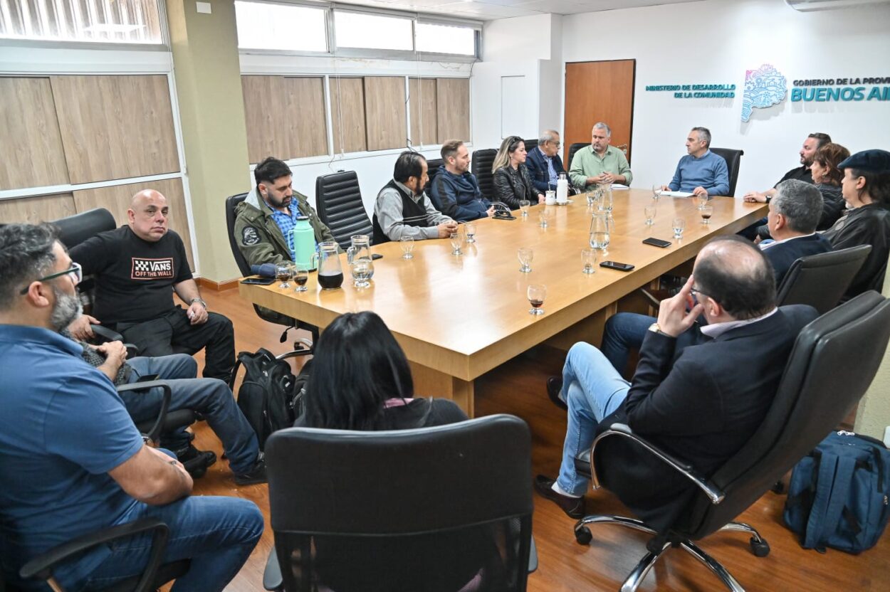 Reunión de la Multisectorial Peronista Misiones con el ministro bonaerense Andrés Larroque imagen-2