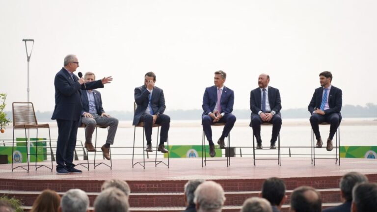 Passalacqua y sus pares del Litoral firmaron un Acuerdo por la Integración Regional y el Federalismo imagen-45