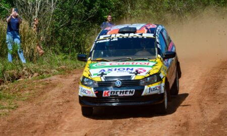 Automovilismo: el binomio Héctor Finke-Marcos Espindola ganó en Alba Posse Automovilismo: el binomio Héctor Finke-Marcos Espindola ganó en Alba Posse imagen-3