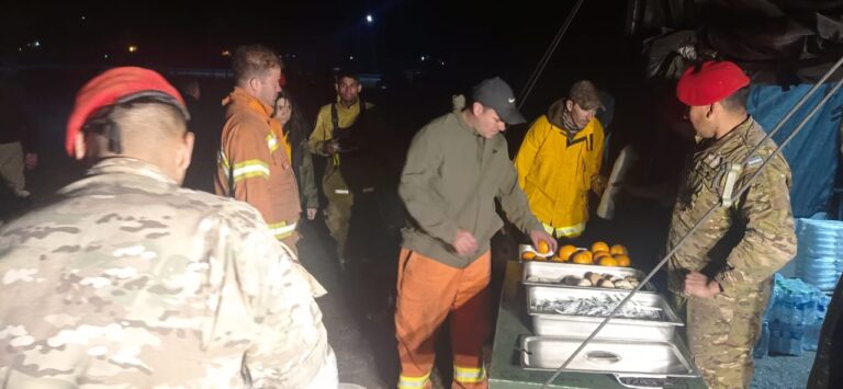 Incendios: El Ejército da apoyo logístico a brigadistas de Córdoba imagen-44