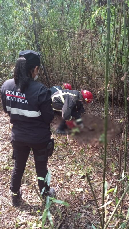 Dos detenidos en la Investigación por el presunto homicidio de una joven en Jardín América imagen-8