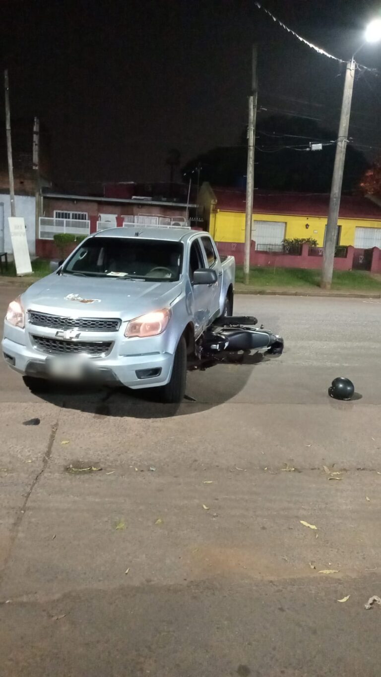 Colisión vehicular en avenida de Posadas dejó lesionados imagen-16