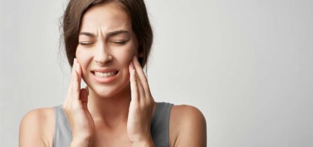 "El bruxismo es una parafunción silenciosa que afecta a muchas personas, se vincula con el estrés y nerviosismo" destacó la odontóloga Ullrich imagen-8