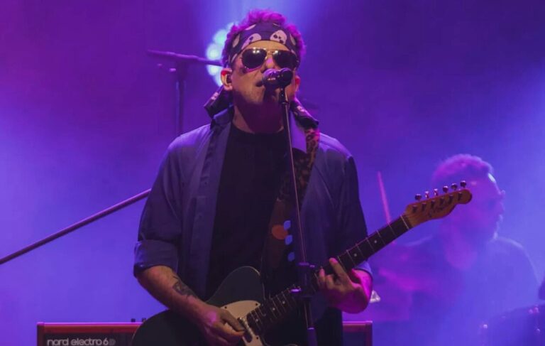 Última tanda de entradas a 55.000 para el concierto de Andrés Calamaro en Posadas imagen-48