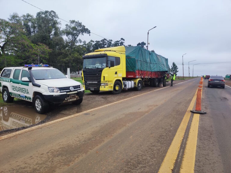 Incautan 14 toneladas de cobres que tenían por destino Brasil o Paraguay a través de Irigoyen imagen-37