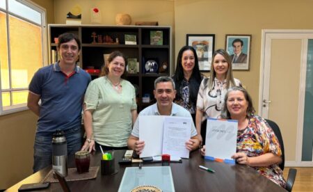 Turismo y Universidad Popular de Misiones se unen para impulsar capacitaciones Turismo y Universidad Popular de Misiones se unen para impulsar capacitaciones imagen-8