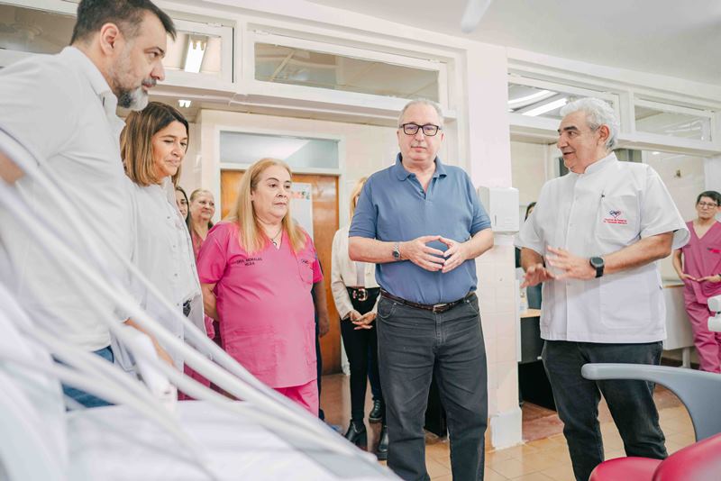 Passalacqua entregó nuevos equipos de odontología en el Hospital de Pediatría "Dr Fernando Barreyro" imagen-2