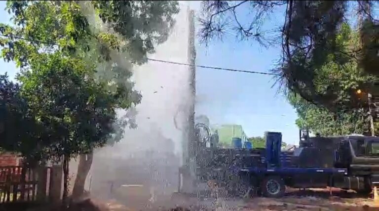 Perforación de gran porte garantizará el acceso al agua a 500 familias de Garupá  imagen-34