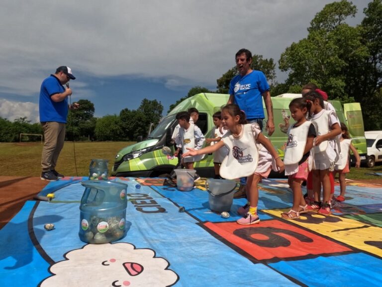 TeRRestRis llevó mensajes de cuidado del ambiente a la Escuela N° 800 imagen-38