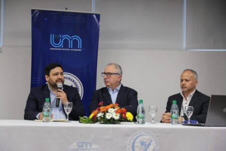 Con presencia del Gobernador, comenzó en Posadas el XXII Congreso Nacional de las Literaturas de la Argentina Con presencia del Gobernador, comenzó en Posadas el XXII Congreso Nacional de las Literaturas de la Argentina imagen-7