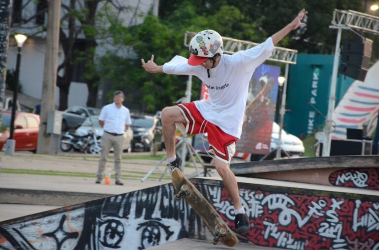 JJ. DD. Misioneros: los Deportes Urbanos realizaron una gran presentación en la Costanera imagen-8