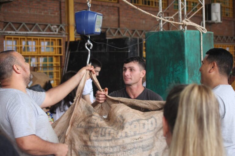 Estudiantes recolectaron más de 15 toneladas para el concurso de reciclaje imagen-43