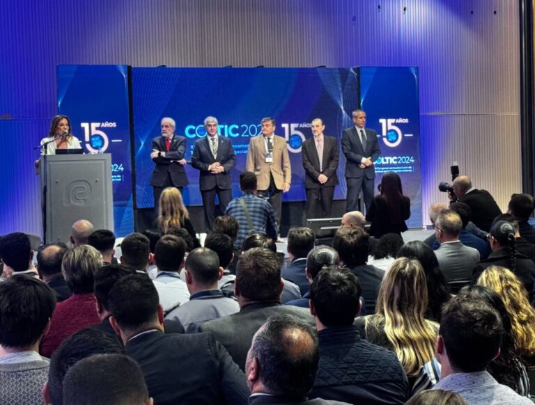 El Poder Judicial de Misiones capacita a la Saic en ciberdelitos y ciberacoso infantil imagen-16