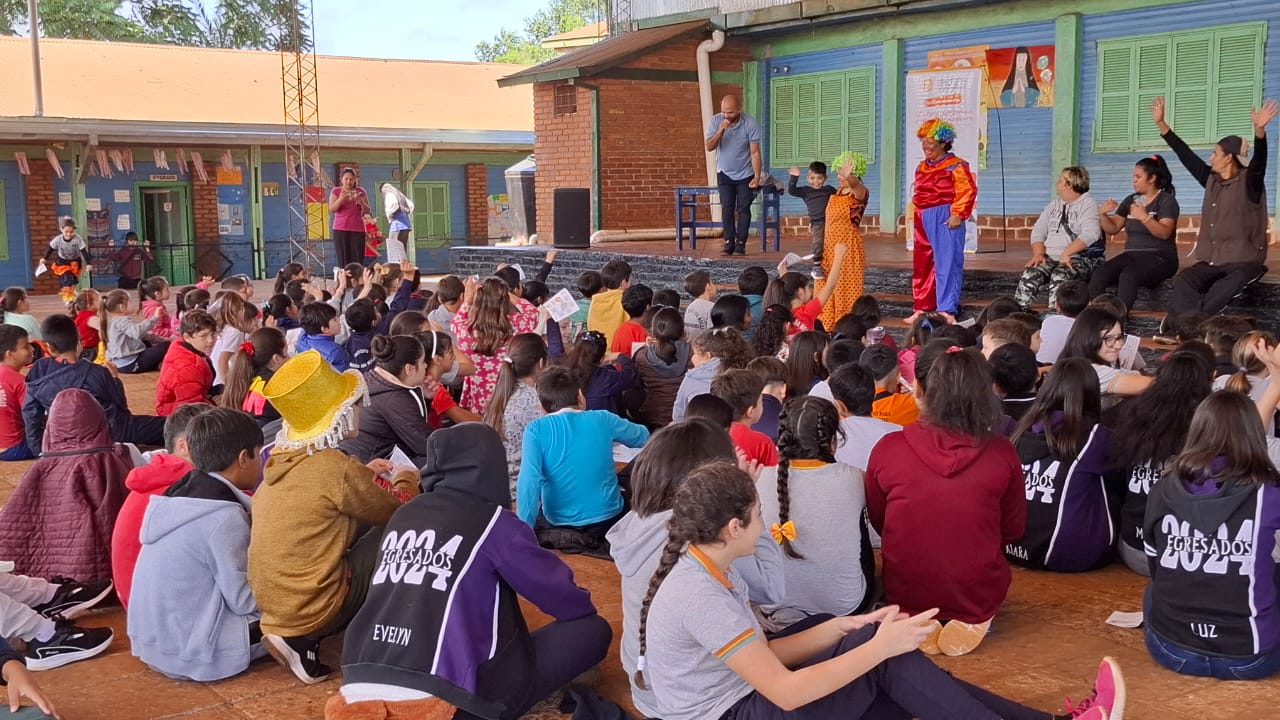 Dictaron capacitación sobre Derechos de los NNyA para alumnos y docentes de escuelas de San Pedro imagen-4