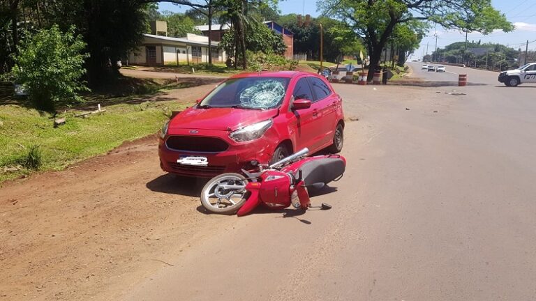 Siniestro vehicular dejó una motociclista lesionada imagen-20