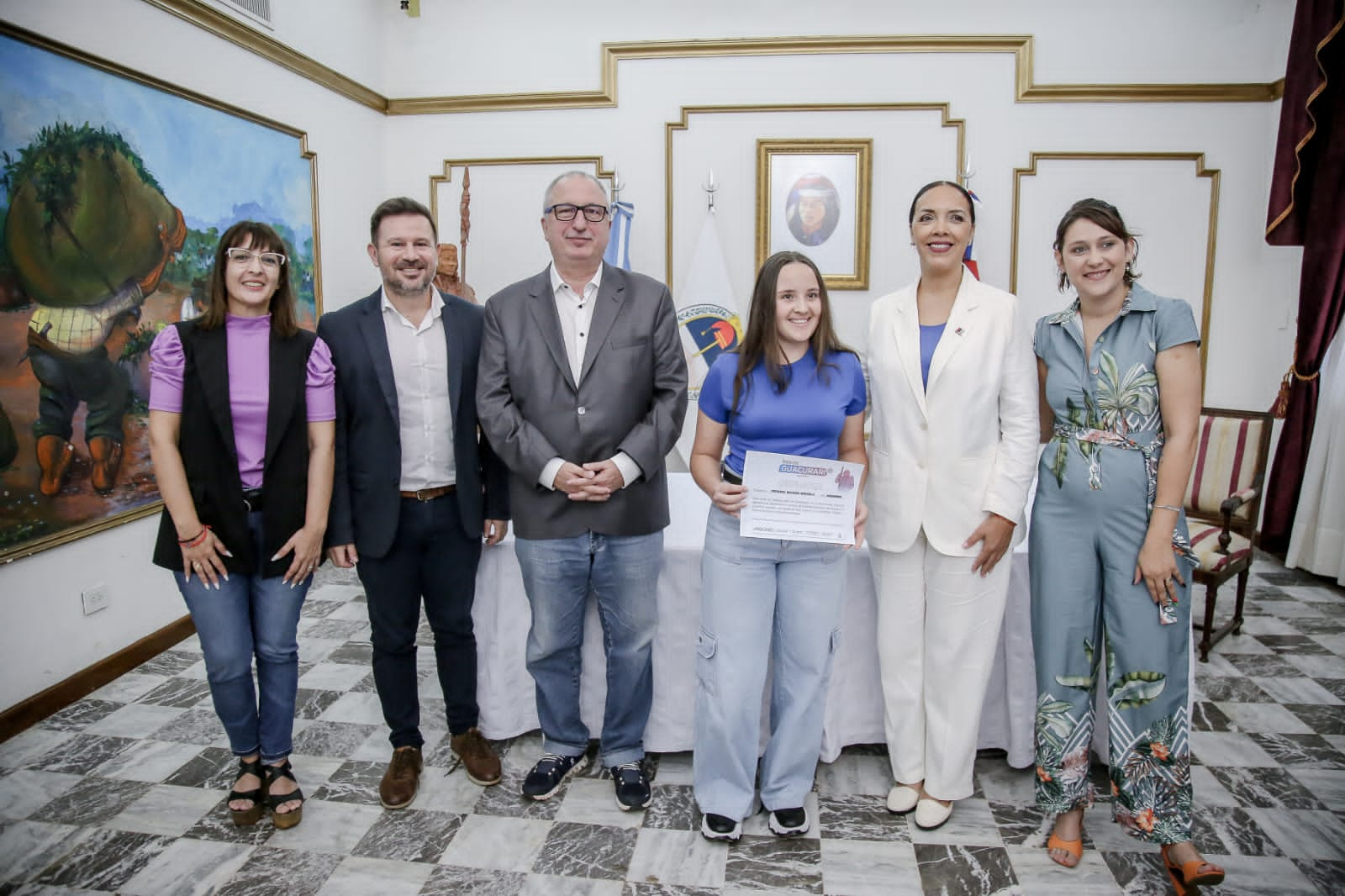 Passalacqua entregó becas "Andrés Guacurarí" a estudiantes misioneros imagen-4