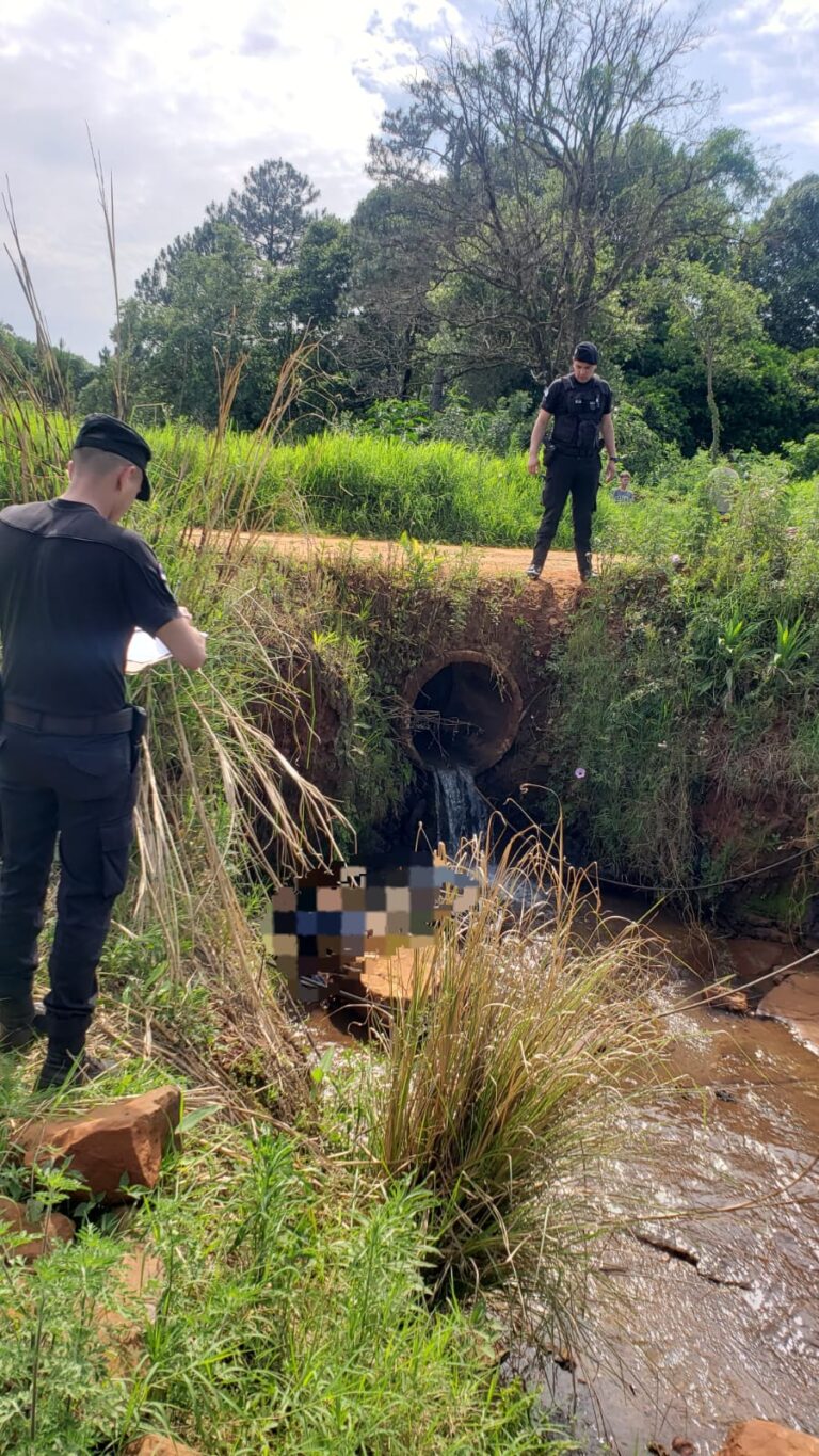 Investigan la muerte de un hombre hallado en un arroyo en Campo Grande imagen-35