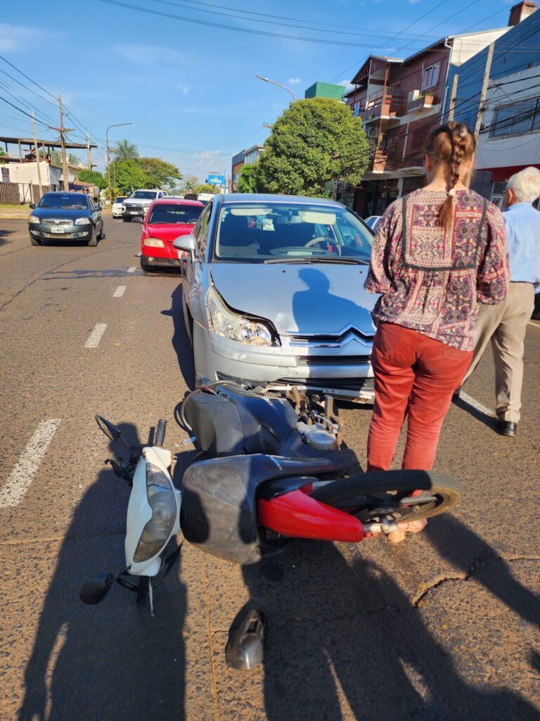 Triple colisión en avenida de Posadas deja un lesionado imagen-49