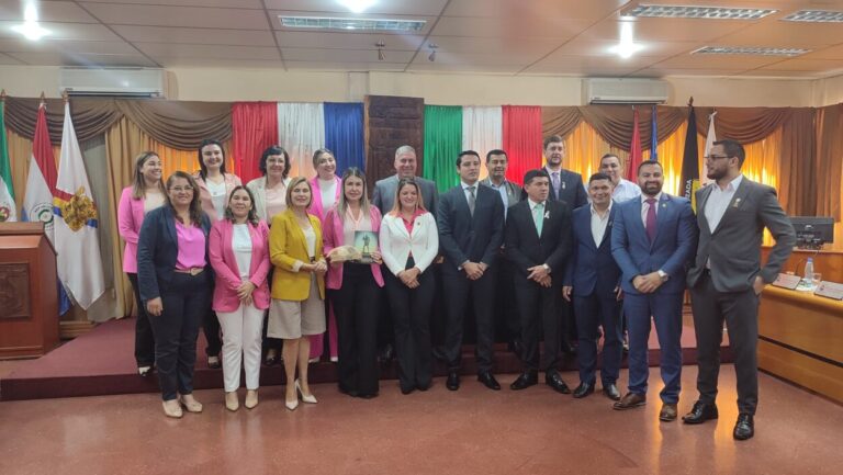 Legislatura propone trabajo conjunto a la Junta Departamental de Itapúa, Paraguay imagen-36