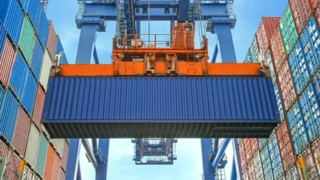 Superávit fiscal el más bajo desde enero; importaciones con la menor caída de la era Milei imagen-5