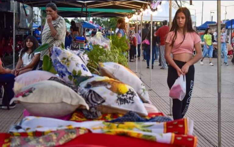 El domingo, nueva Feria de emprendedores en la costanera imagen-18