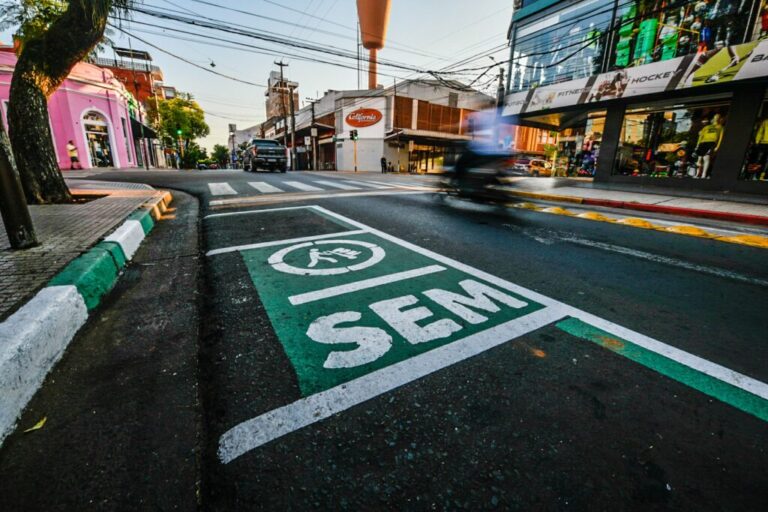 El Secretario Jardin presentó innovaciones en Movilidad Urbana: Ciclovías, estacionamiento medido y mejora del espacio público en Posadas imagen-45