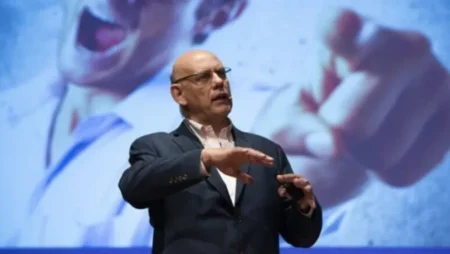 Conferencia académica de Federico Rey Lennon en Posadas: Una oportunidad para reflexionar sobre la Comunicación Institucional en la era digital Conferencia académica de Federico Rey Lennon en Posadas: Una oportunidad para reflexionar sobre la Comunicación Institucional en la era digital imagen-9