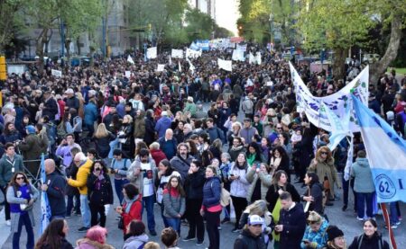 Paro universitario: profesores y no docentes realizan una huelga de 24 horas en todo el país Paro universitario: profesores y no docentes realizan una huelga de 24 horas en todo el país imagen-9