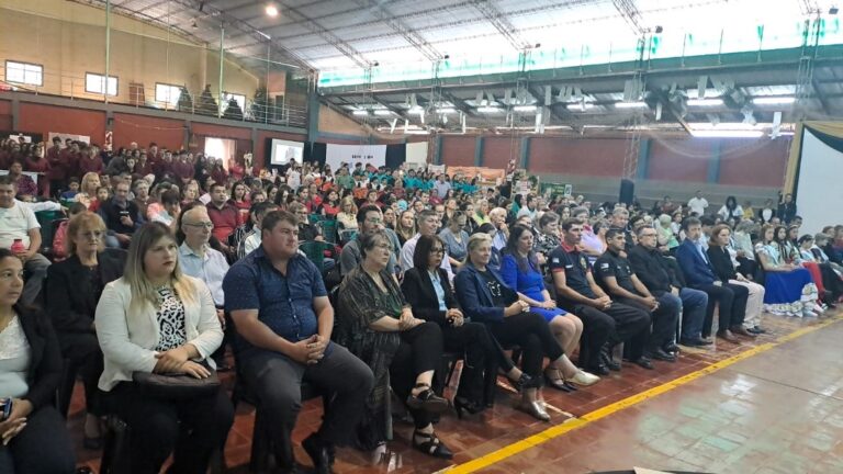 Con homenajes a pioneros, Colonia Alberdi celebró 68 años de institucionalidad imagen-2