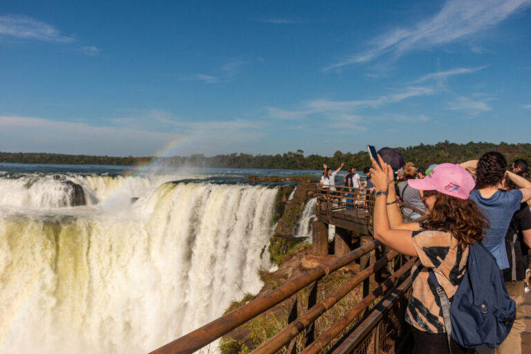 El “Cataratas Day 2024” fusiona naturaleza, cultura y moda imagen-33