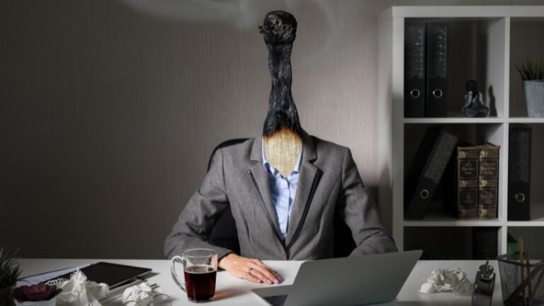 Desgastante: Informe aseguró que nueve de cada 10 trabajadores argentinos dicen padecer "burnout" y estar más "quemados" que el año pasado imagen-24