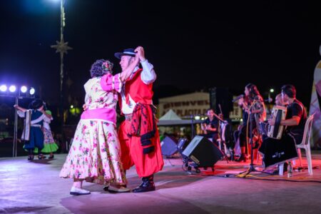 Destacan que la Fiesta del Folklore Misionero volvió a enaltecer «nuestras raíces culturales» Destacan que la Fiesta del Folklore Misionero volvió a enaltecer "nuestras raíces culturales" imagen-9