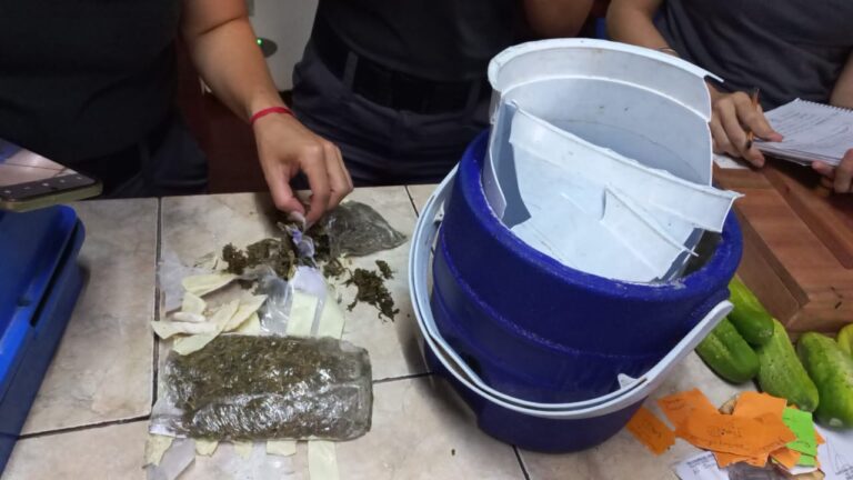 Penitenciarios frustran ingreso de drogas en un termolar en el Penal de Loreto imagen-26