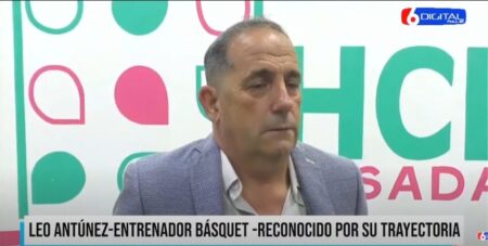 Homenajearon al entrenador Leo Antúnez por más de 40 años de compromiso con el básquet misionero imagen-7