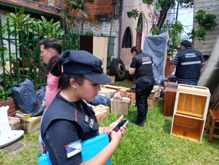 Posadeño contrató a dos hombres para que le lleven su mudanza a Córdoba y se la robaron imagen-1