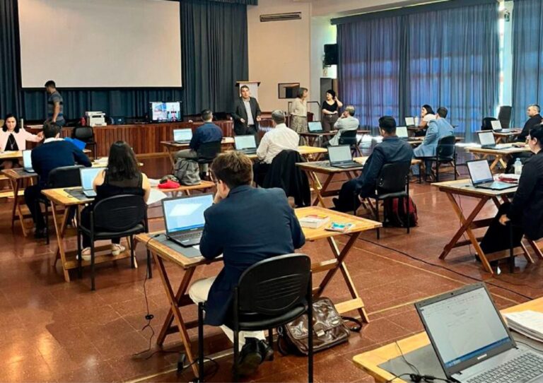 Fiscalía de Ciberdelito: postulantes de todo el país rinden el examen este viernes imagen-33