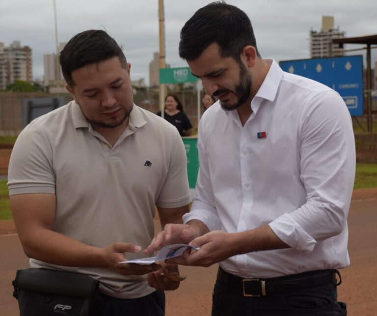 Cercanía, compromiso y transparencia: Jair Dib charló con vecinos imagen-50