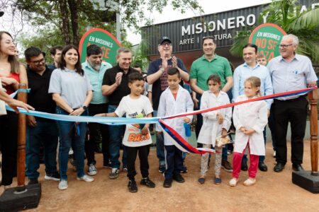 Passalacqua encabezó el lanzamiento de la campaña "En Misiones no se caza" imagen-9