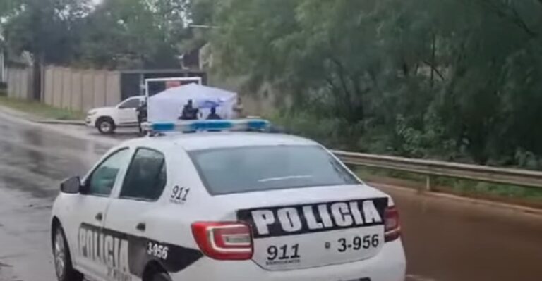 Trágico: Una mujer mayor murió al caer en una alcantarilla y ser arrastrada por el agua en medio de una tormenta imagen-20