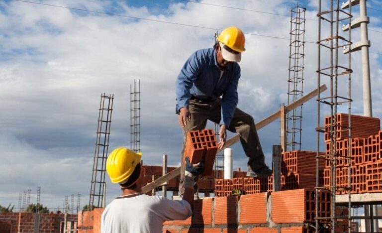 Destacan la importancia del sector de la construcción en el desarrollo de Misiones imagen-49