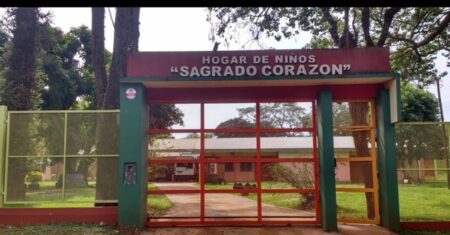 Premios Defensoría 2024 reconoce el acogimiento familiar, a un dispositivo de cuidado alternativo y la comunicación sobre los derechos de los NNyA imagen-3