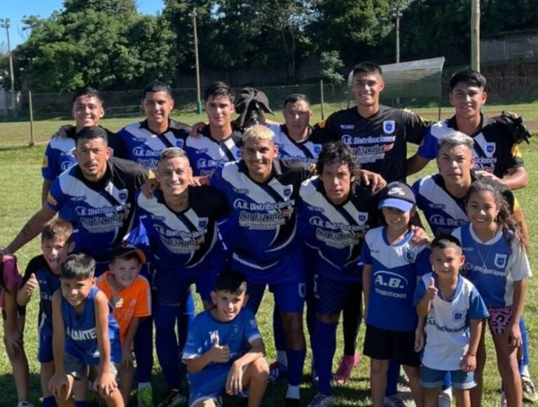 Fútbol: La Cantera visitará el domingo a San Lorenzo de Monte Caseros imagen-25