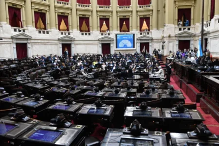 "Democracia sindical": sin apoyo libertario, se cayó la sesión en Diputados imagen-9