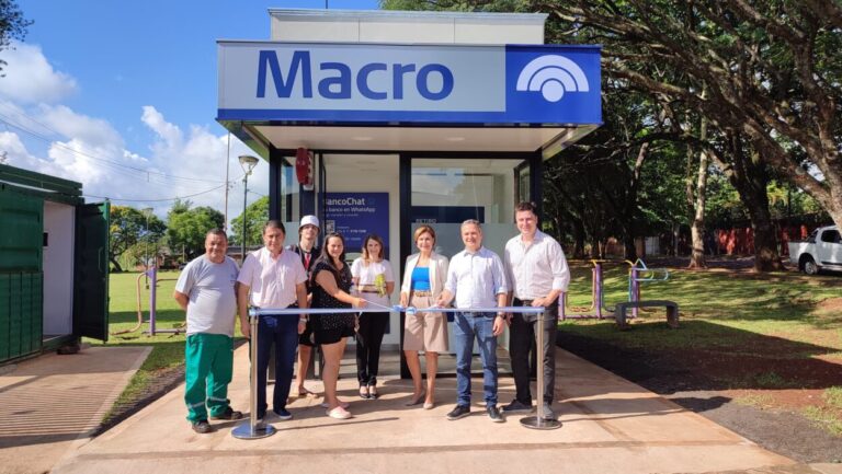 Inauguraron nuevo cajero automático del Banco Macro en el barrio Los Álamos imagen-22